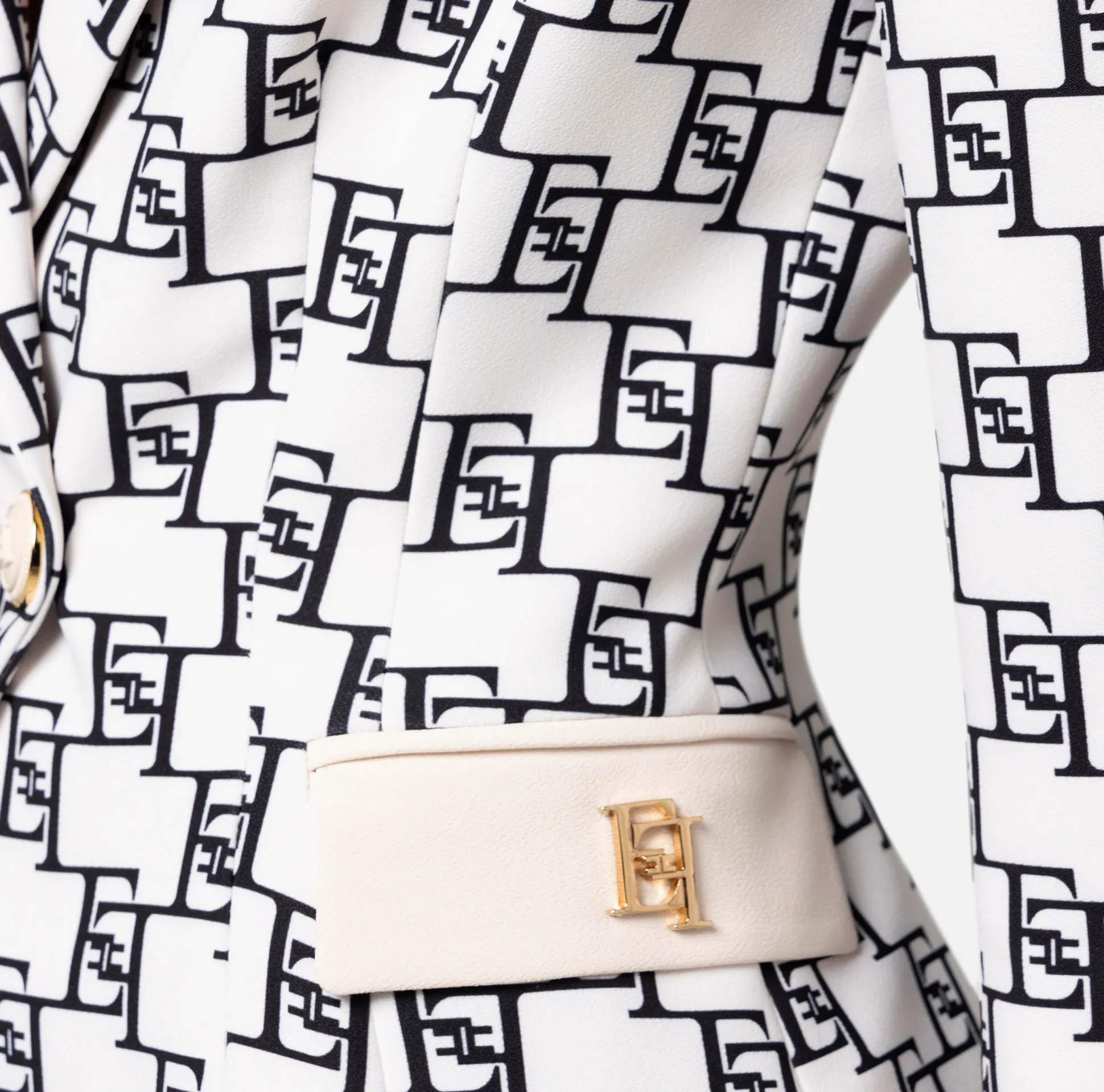 Elisabetta Franchi Giacche & Trench^Giacca Doppiopetto In Crepe Stampa Logo E Placca