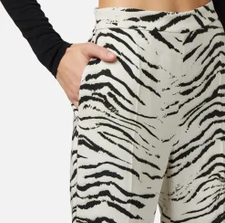 Elisabetta Franchi Pantaloni E Shorts^Pantalone Dritto In Cady Di Viscosa Stampa Animalier